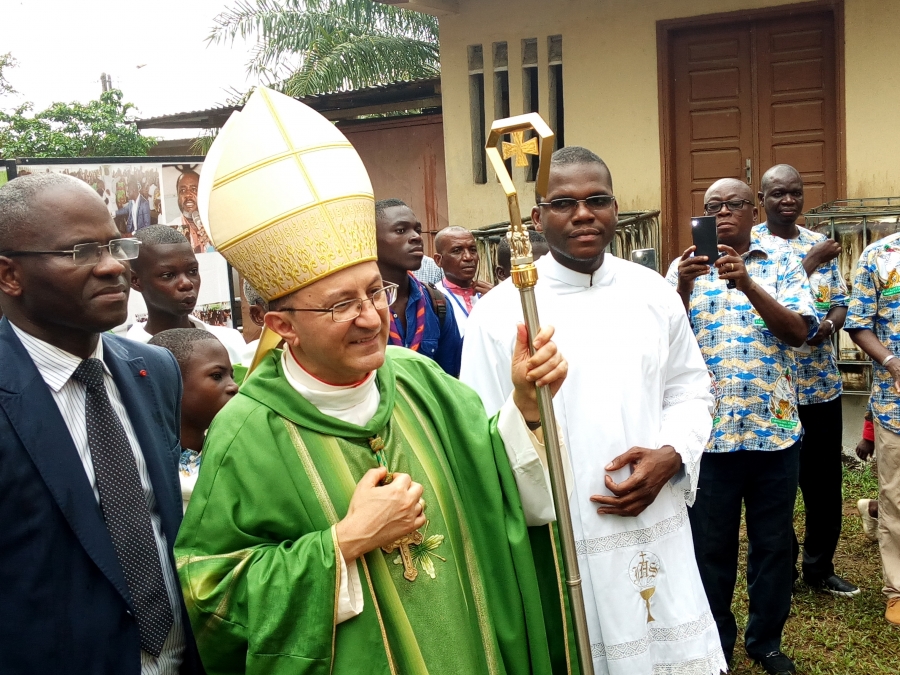 Paroisse Saint-Philippe D’Abobo-Sagbé : Le Nonce Apostolique Exhorte à ...