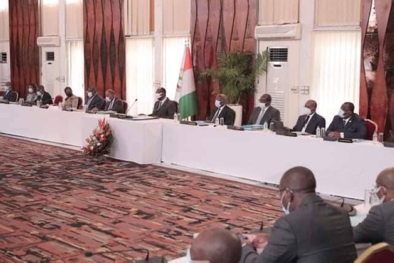 Préfecture d'Abidjan: Bamba Souleymane remplace Vincent Toh Bi Irié |  FratMat