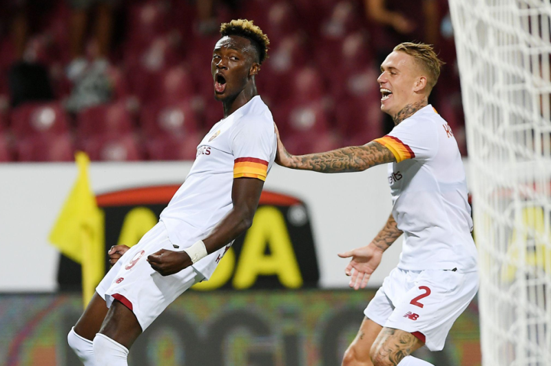 Evan Ndicka et l'AC Roma 