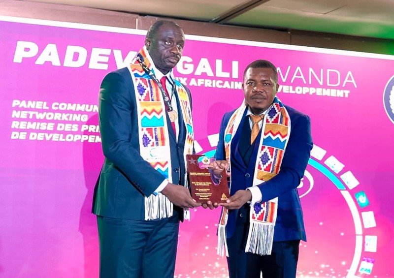 Services de paiement électronique en Afrique : Daniel Dindji de CinetPay remporte le Grand Prix Padev 2024